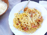 Spaghetti a la carbonara