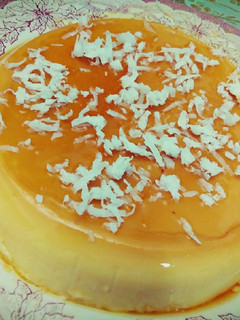 Una foto de Flan en 5 minutos de coco en microondas, riquísimo y súper fácil