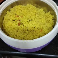 A picture of Yellow rice.