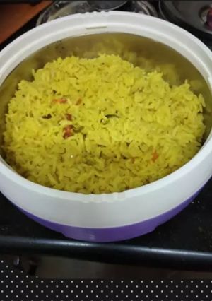 A picture of Yellow rice.