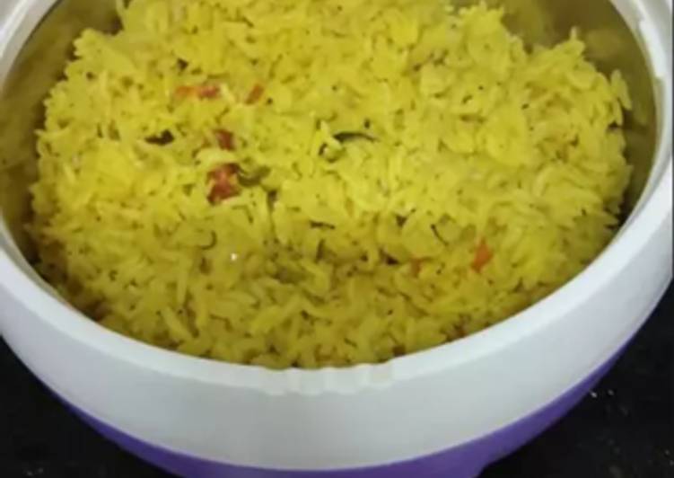 Steps to Make Award-winning Yellow rice