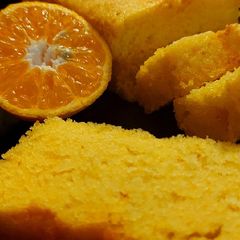 A picture of Orange Pound Cake.