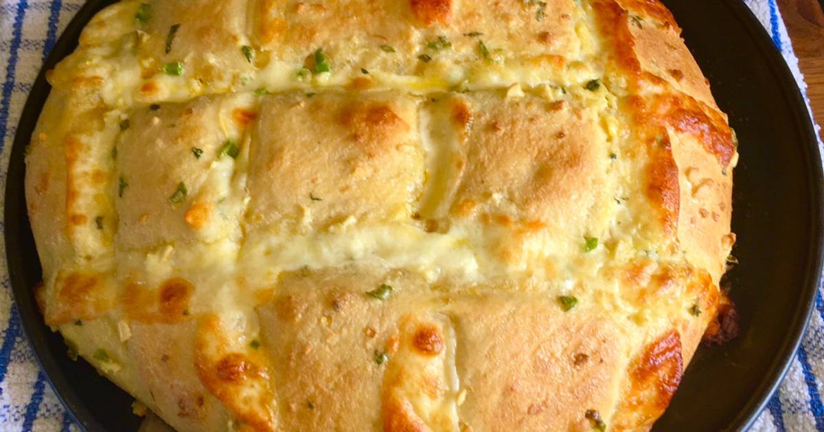 Cheese & Garlic Bread Recipe by Lubna’s Kitchen Cookpad