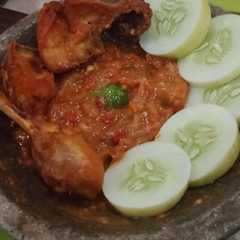 รูปของ Ayam lalapan