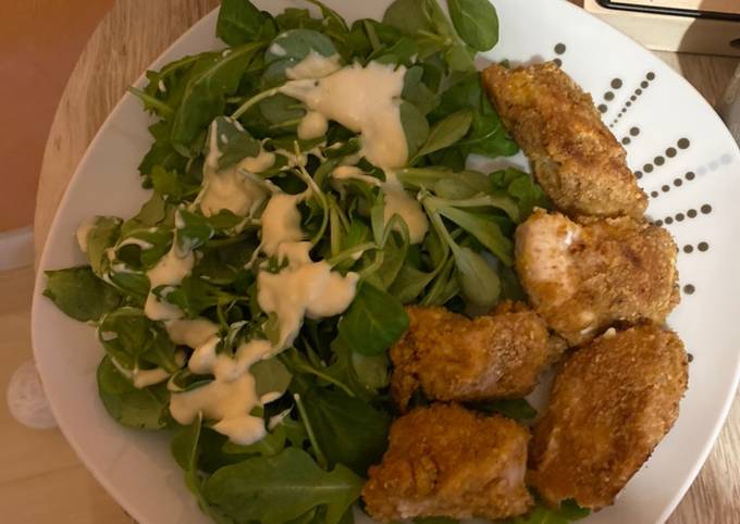 Recette Délicieuse Salade et panes de poulet maison