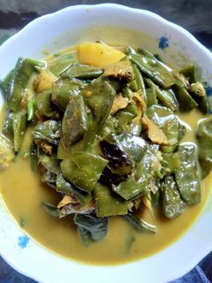 সিম চান্দা মাছ দিয়ে ঝোল রেসিপির প্রধান ছবি