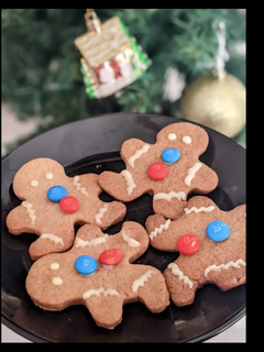 ஜின்ஜெர் பிரெட் கூக்கீஸ்(ginger bread cookies recipe in tamil) செய்முறை முக்கிய புகைப்படம்