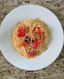 Capellini con jitomate cherry y albahaca