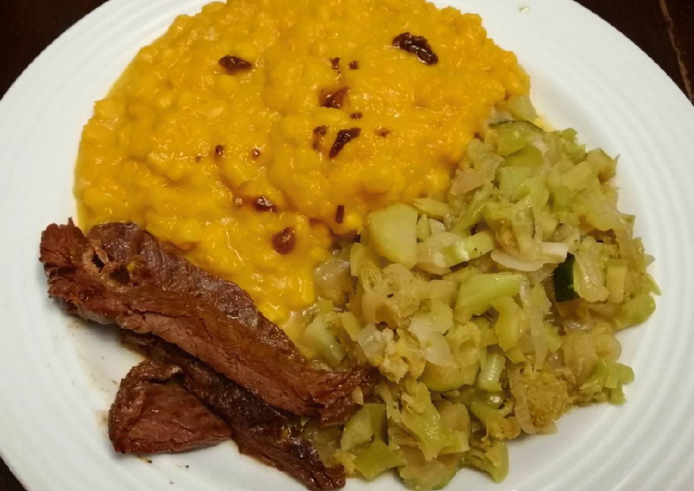 Locrito, Picadillo de Brócoli & Entraña a la plancha