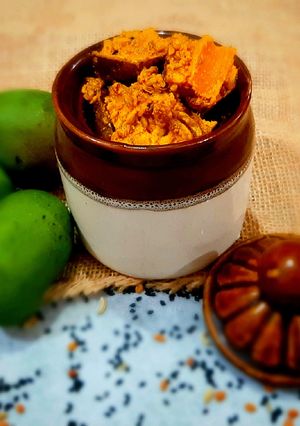 A picture of Instant mango pickle.
