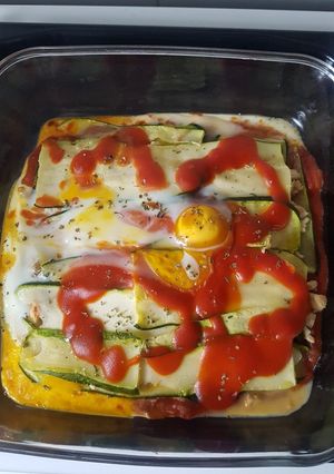 Una foto de Lasaña de calabacín rellena de pollo