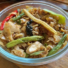 A picture of Pad Kee Mao - Drunken Noodles.