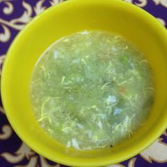 A picture of Vegetable and yakhni soup.