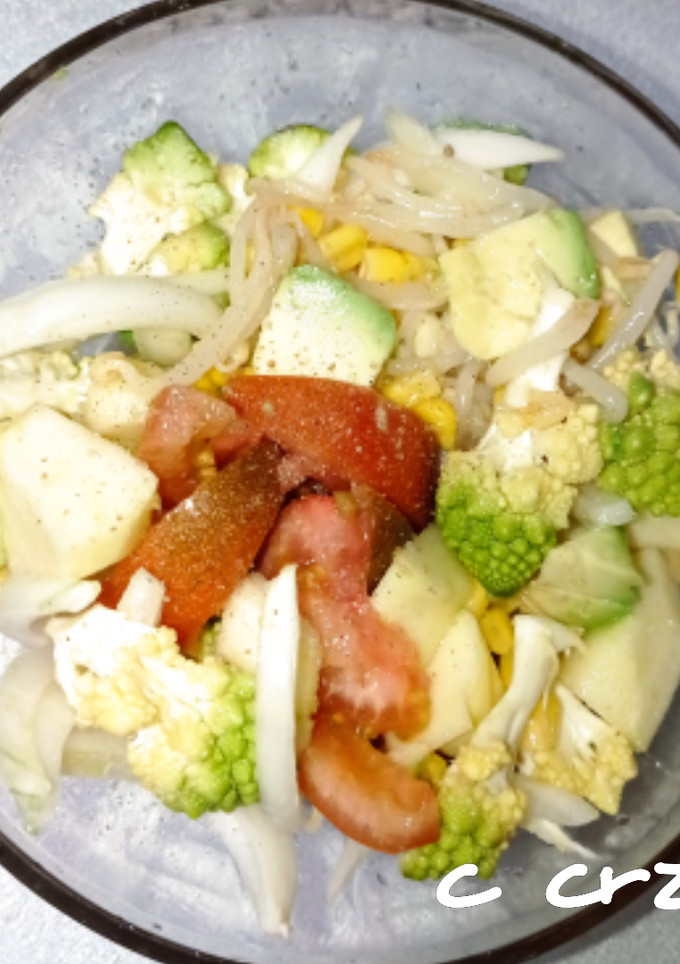 Una foto de Ensalada de romanescu