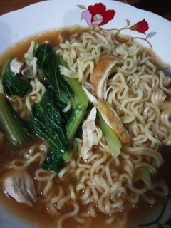 Foto resep Mie Rebus Saus Sambal Kecap dan Ayam Suwir