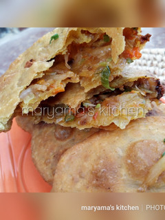 A picture of Aloo(potatoe)Puri.