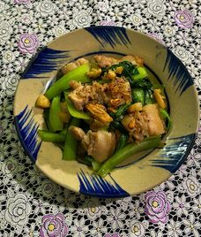 cải thìa xào thịt heo