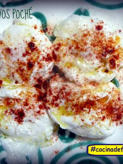 Una foto de Huevos poché
