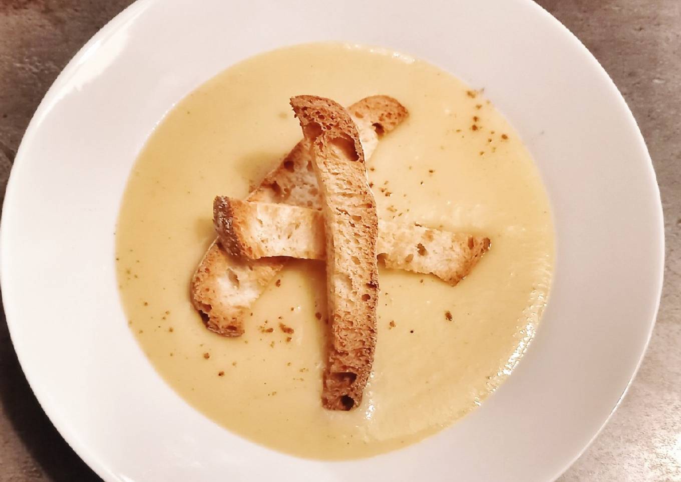 Soupe de butternut pommes de terre et poireaux