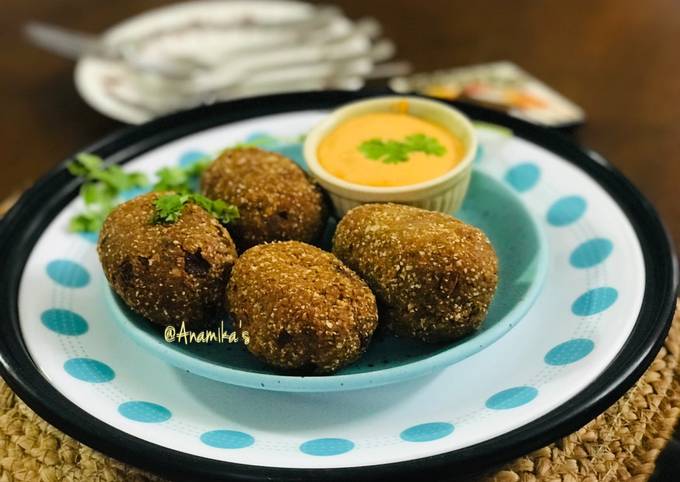 Unique Egg Devils/Croquettes with Toor Dal-Oats-Potato-Macaroni Masala