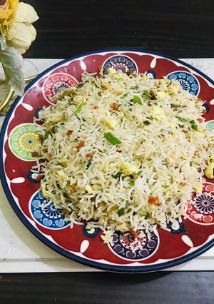 Egg Rais Restaurant Style Chinese Egg Fried Rice Recipe by Meerab Rais - Cookpad