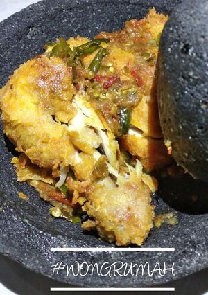 Foto resep Ayam geprek cabe setan