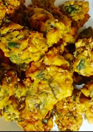 A picture of Palak Pakode.