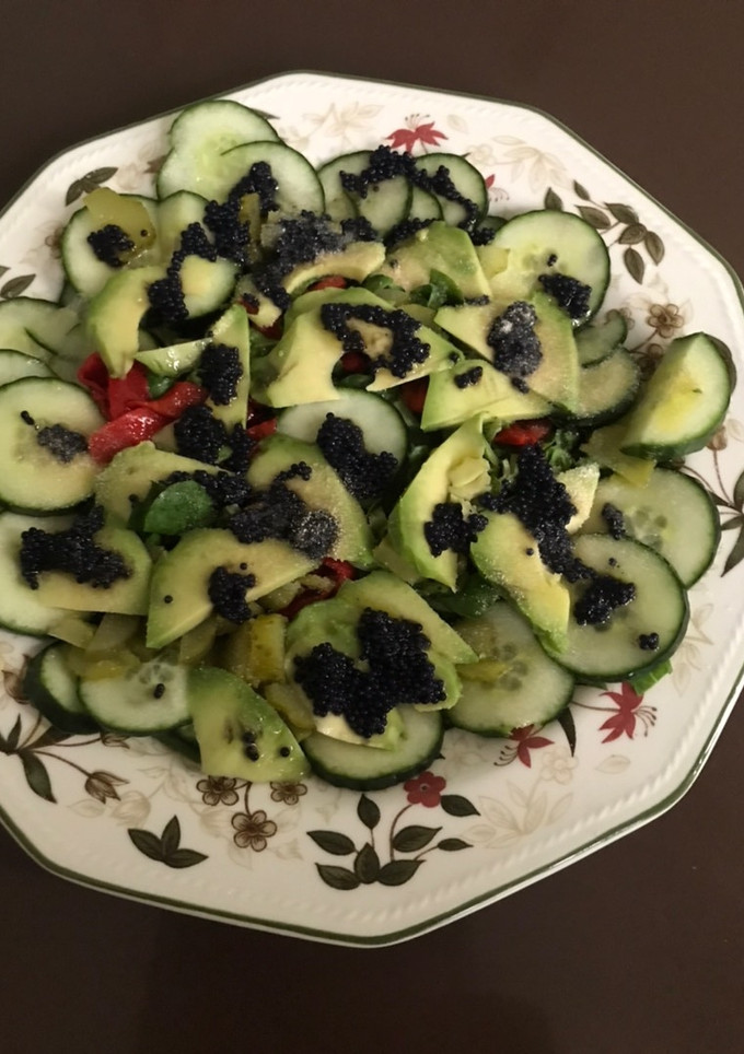 Una foto de Ensalada fresquita para el calor Sevillano