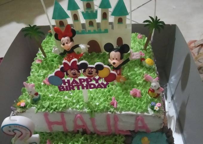 Resep Kue ulang Tahun mickey mouse oleh Umi Arfan - Cookpad