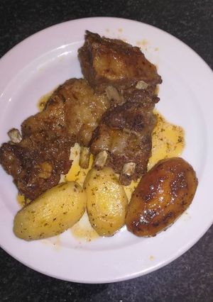 Foto principal de Costillas de jabalí súper fácil a la barbacoa en la olla GM g