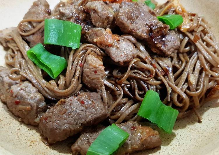 Steps to Make Favorite Fried Soba Noodles with Beef