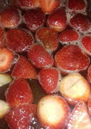 Una foto de Fresas en almíbar