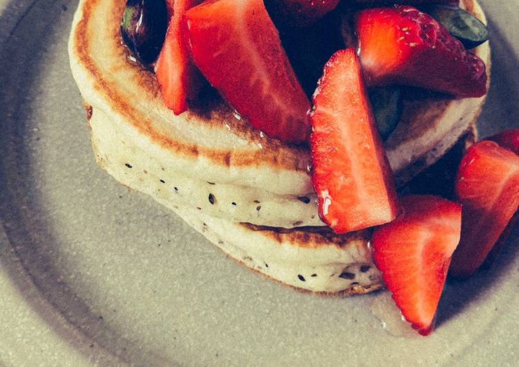 Step-by-Step Guide to Prepare Speedy Sourdough pancakes 🥞