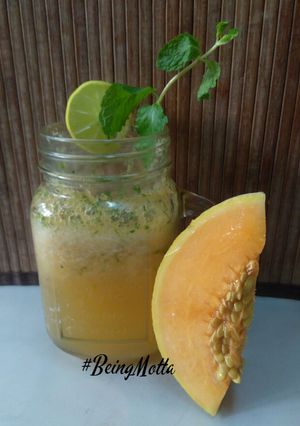 A picture of Muskmelon Mojito.