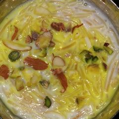 A picture of Sewai kheer.
