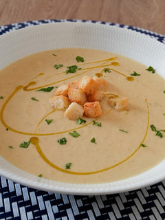 Una foto de Sopa griega de garbanzos
