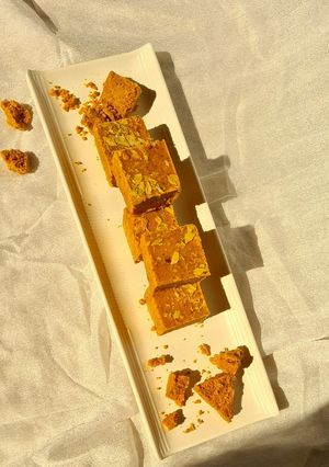 મગસ (Magas Recipe In Gujarati) રેસીપી મુખ્ય ફોટો