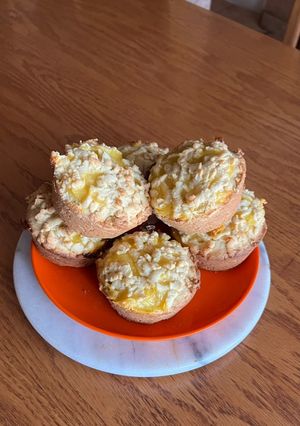 A picture of Vanilla Custard Crumble Tarts - Simple and Easy.