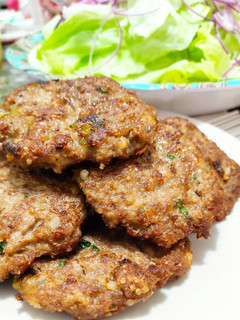 Foto de Hamburguinhos de carne com aveia