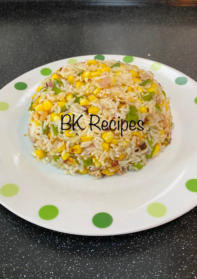 ஸ்வீட் கார்ன் புலாவ் செய்முறை முக்கிய புகைப்படம்
