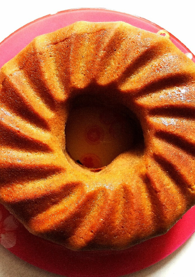 Una foto de Bizcocho de naranja entera 🍊🧡
