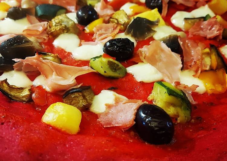 Recipe of Quick Pizza senza glutine con impasto alla barbabietola