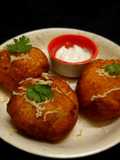 મેક્સિકન બ્રેડ બોલ્સ (Mexican Bread Balls Recipe In Gujarati)