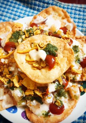 পাপড়ি চাট (papri chaat recipe in Bengali) রেসিপির প্রধান ছবি