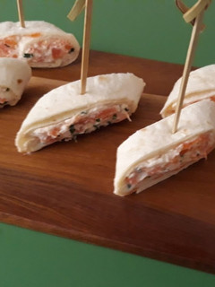 Una foto de Wrap de salmón