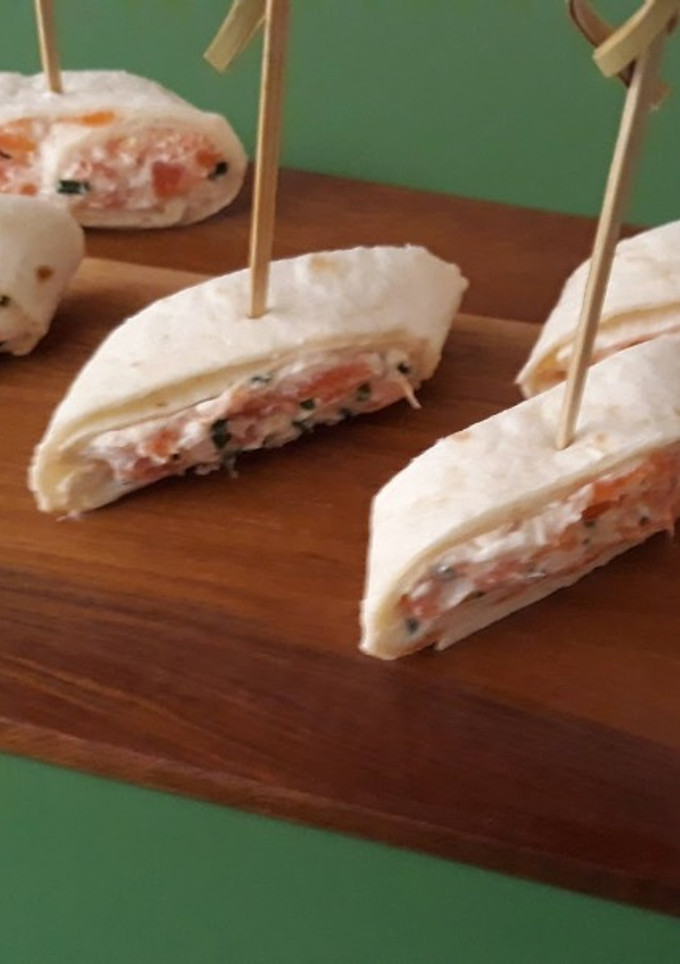Una foto de Wrap de salmón