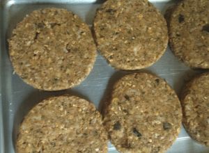 Una foto de Hamburguesas de garbanzos y arroz sabor atún (vegan)!