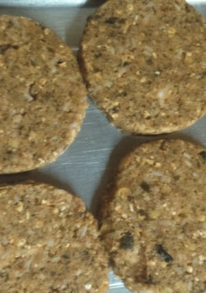 Una foto de Hamburguesas de garbanzos y arroz sabor atún (vegan)!