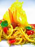 Spaghettoni con Triglia, Crema di Peperoni Piccante e Datterini Confit
