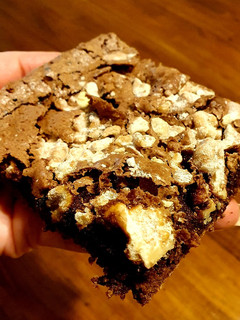 Una foto de Brownie súper fácil